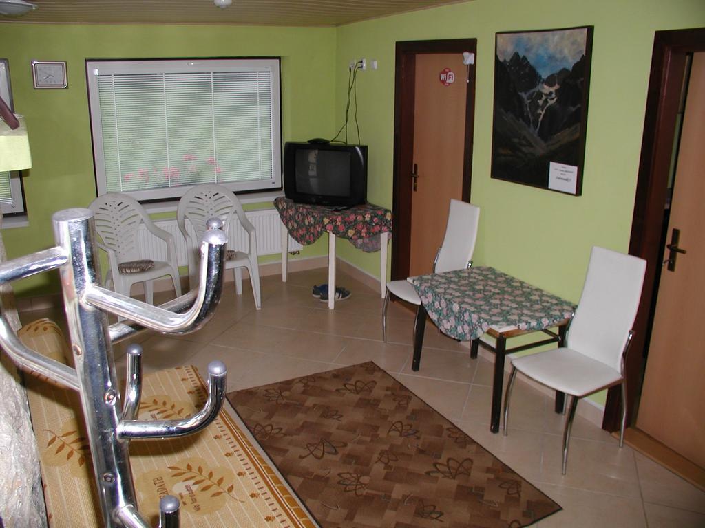 Penzion Drevenik Hotel Spisske Podhradie Ngoại thất bức ảnh