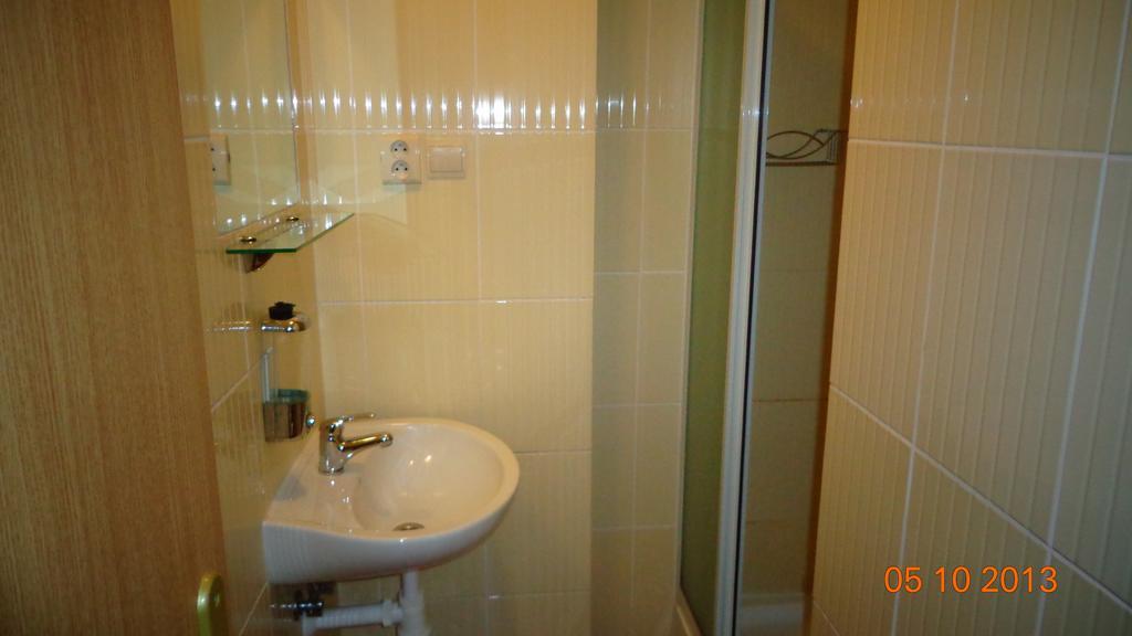 Penzion Drevenik Hotel Spisske Podhradie Ngoại thất bức ảnh